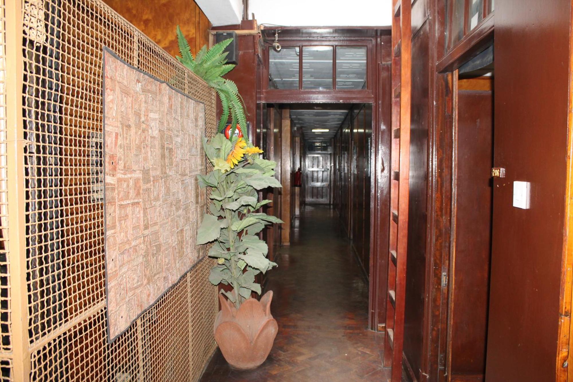 The Oakwood Hotel Nairobi Exterior foto